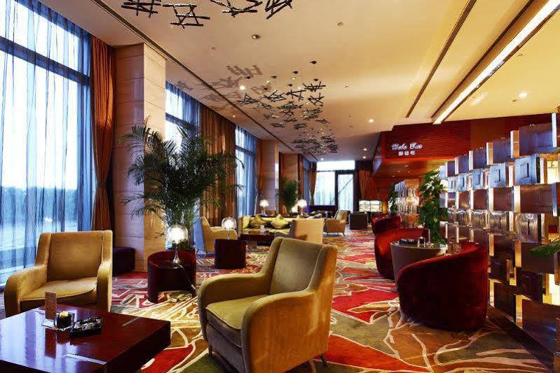 Howard Johnson Plaza Lingang Shanghai Nanhui Exterior foto