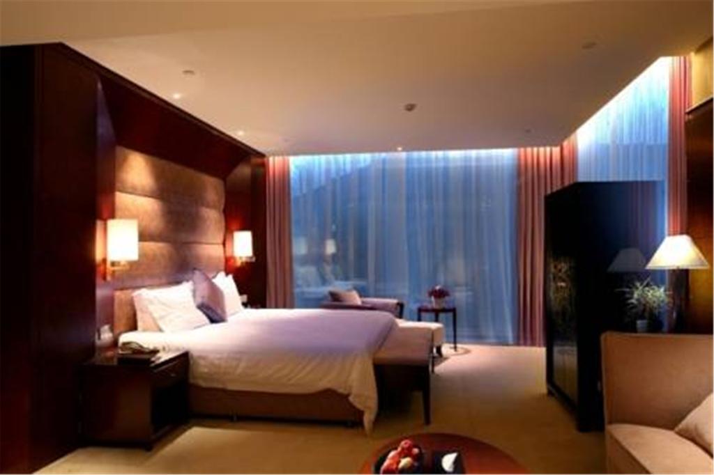 Howard Johnson Plaza Lingang Shanghai Nanhui Exterior foto